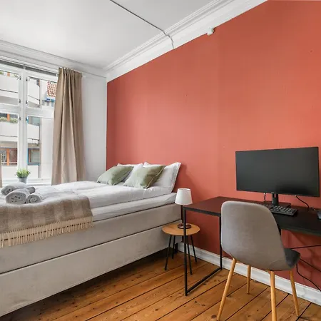 Colorful - Right Next To Grieghallen! Appartement