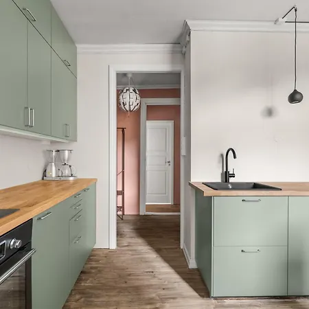 Apartamento Colorful - Right Next To Grieghallen!